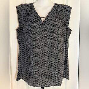 Banana Republic Black and White Patterned Blouse